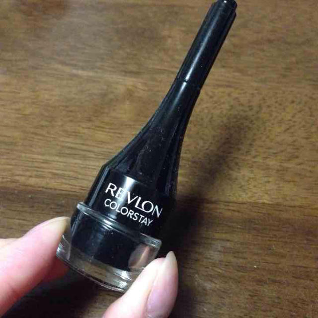 REVLON(レブロン)のなかまい様専用REVLONジェルライナー コスメ/美容のベースメイク/化粧品(アイライナー)の商品写真