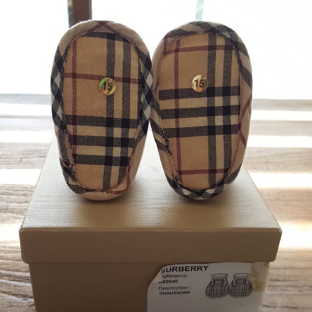 BURBERRY(バーバリー)の最終値下げ！【未使用】バーバリーベビーシューズ　アンティーク キッズ/ベビー/マタニティのベビー靴/シューズ(~14cm)(その他)の商品写真