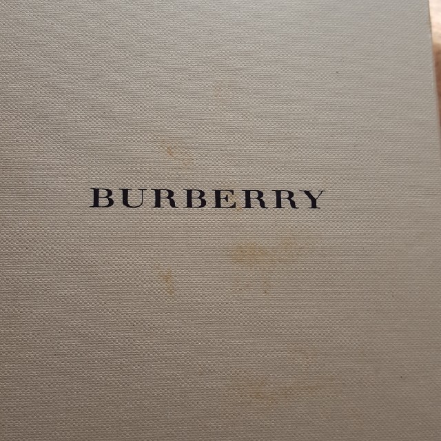 BURBERRY(バーバリー)の最終値下げ！【未使用】バーバリーベビーシューズ　アンティーク キッズ/ベビー/マタニティのベビー靴/シューズ(~14cm)(その他)の商品写真