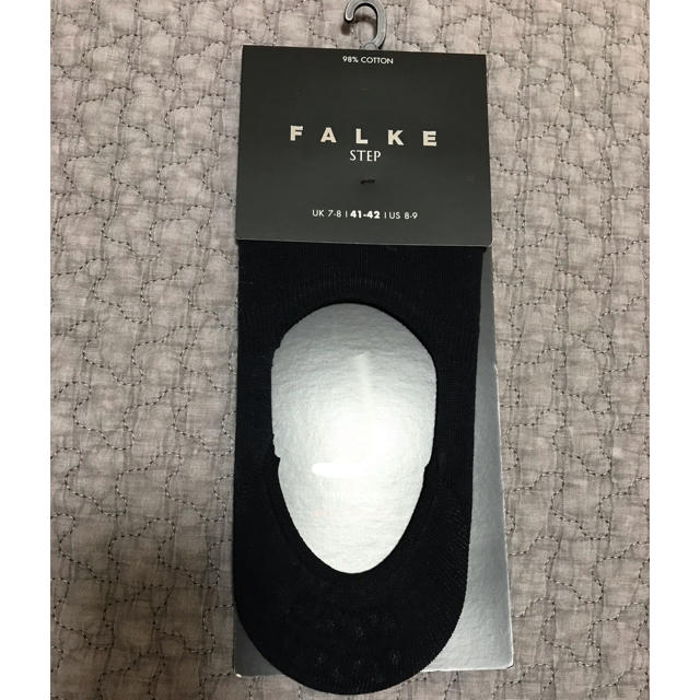 FALKE ソックス41-42 ネイビー　新品未使用 メンズのレッグウェア(ソックス)の商品写真