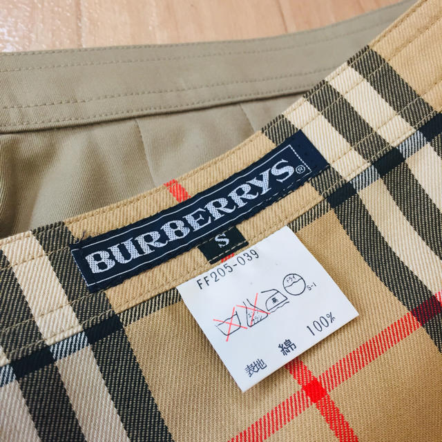 BURBERRY(バーバリー)のあくちゃん様♡ご専用 レディースのスカート(ひざ丈スカート)の商品写真