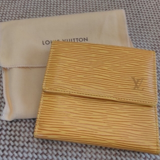 ルイヴィトン(LOUIS VUITTON)のルイヴィトンエピ二つ折り財布イエロー(財布)