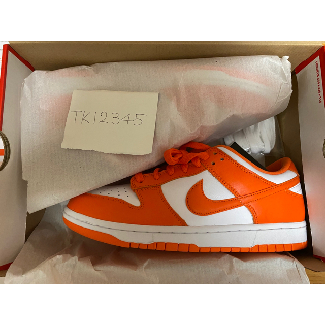 NIKE(ナイキ)のNIKE DUNK LOW Orange Blaze SNKRS購入 メンズの靴/シューズ(スニーカー)の商品写真