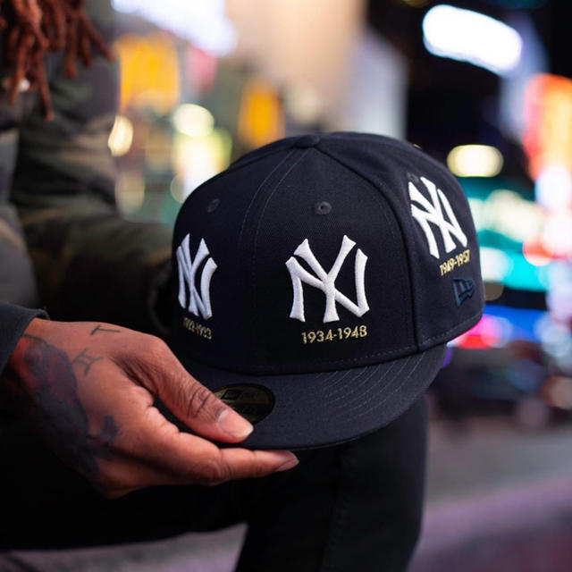 NEW ERA(ニューエラー)の59FIFTY New York Yankees LOGO TIMELINE メンズの帽子(キャップ)の商品写真