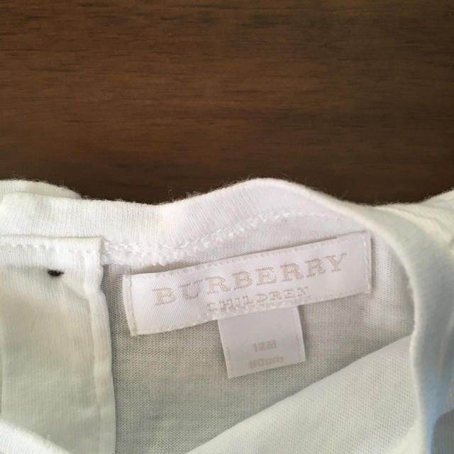 BURBERRY(バーバリー)のバーバリー  長袖Tシャツ12m キッズ/ベビー/マタニティのベビー服(~85cm)(Ｔシャツ)の商品写真