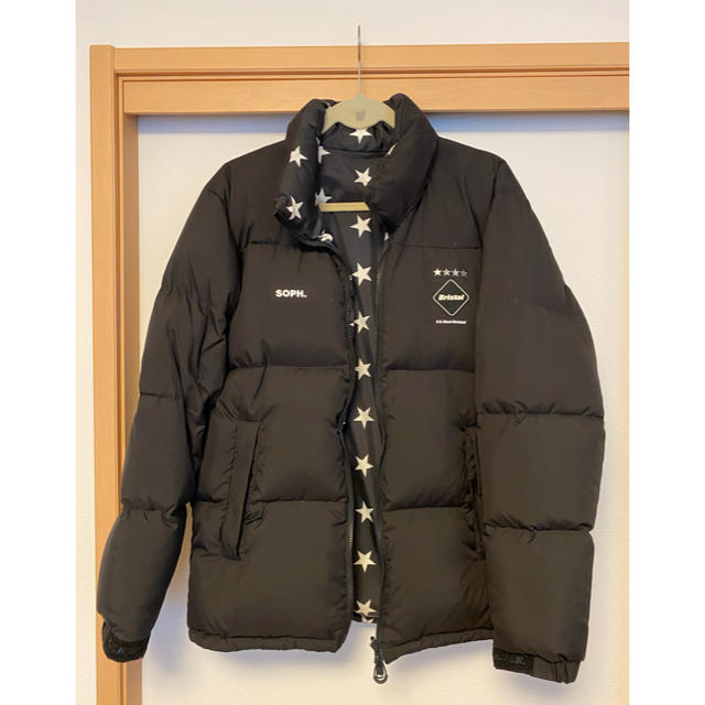 SOPH(ソフ)のF.C.Real Bristol REVERSIBLE DOWN BLOUSON メンズのジャケット/アウター(ダウンジャケット)の商品写真