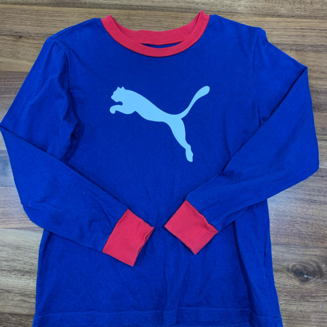 PUMA(プーマ)の子供服　長袖シャツ　プーマ　140センチ キッズ/ベビー/マタニティのキッズ服男の子用(90cm~)(Tシャツ/カットソー)の商品写真