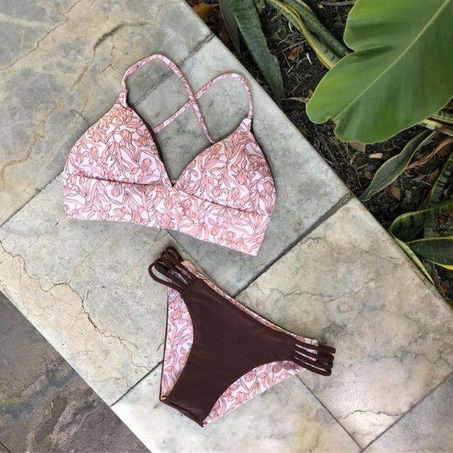 ALEXIA STAM(アリシアスタン)の新品 Pink Leaf Bikini 👙 レディースの水着/浴衣(水着)の商品写真