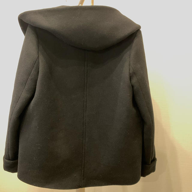 ZARA(ザラ)のザラ　超美品　ショートコートフード付き　　　　ブラック　Sサイズ レディースのジャケット/アウター(その他)の商品写真