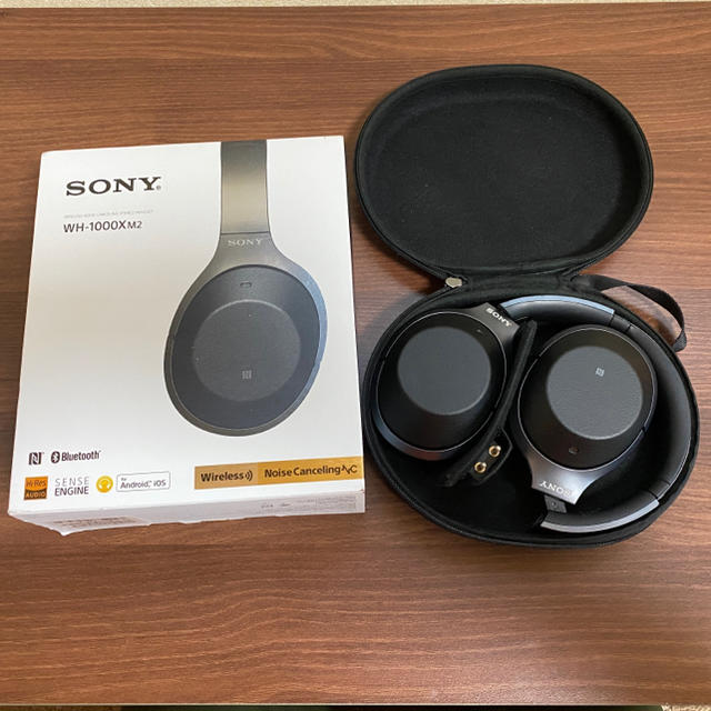 SONY WH-1000XM2 　ノイズキャンセリングヘッドフォン