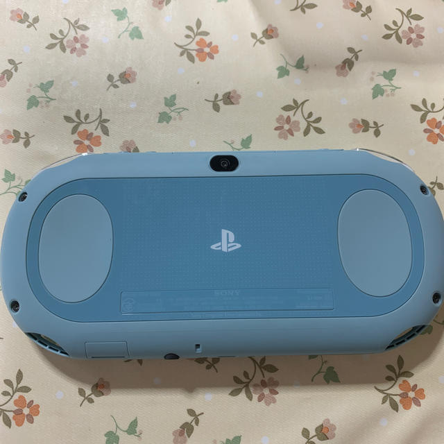 PlayStation®Vita（PCH-2000シリーズ）Wi-Fiモデル 2