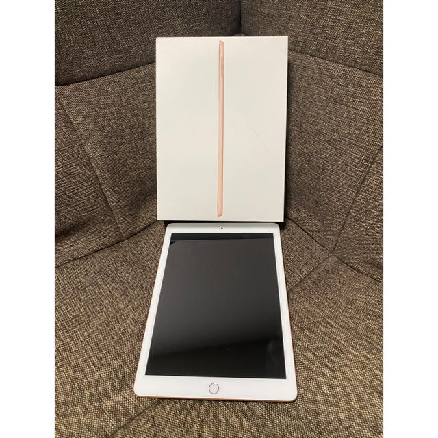 【超美品】iPad (第8世代) 32GB スペースグレー