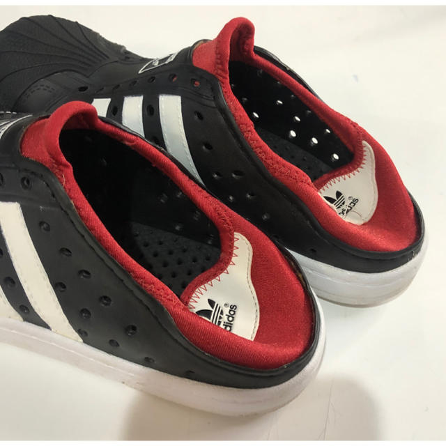 adidas(アディダス)の 希少 12年製 限定 adidas BEACHSTAR EVA 黒白赤 メンズの靴/シューズ(スニーカー)の商品写真