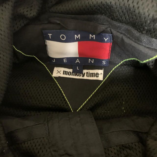 TOMMY HILFIGER(トミーヒルフィガー)のTommy jeans ×monkey time メンズのジャケット/アウター(ナイロンジャケット)の商品写真