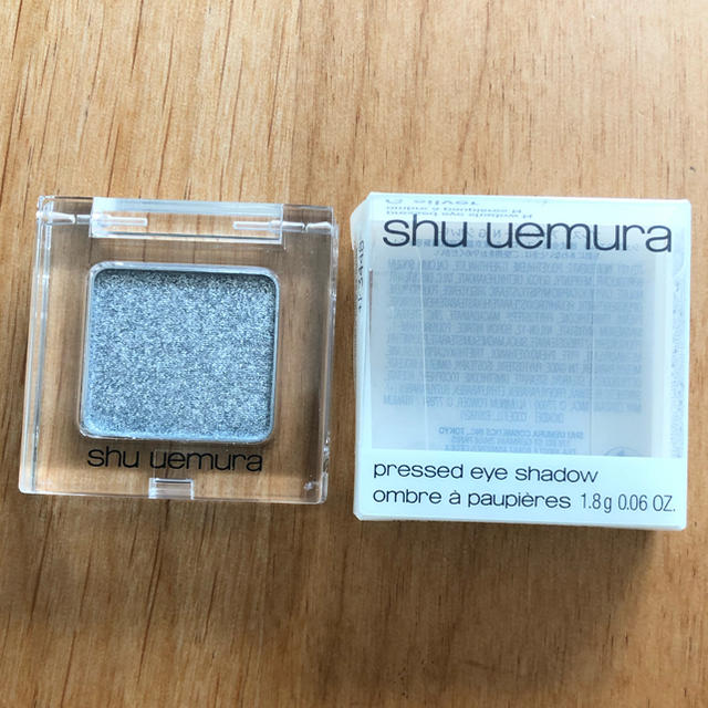 shu uemura(シュウウエムラ)のshu uemura コスメ/美容のベースメイク/化粧品(アイシャドウ)の商品写真