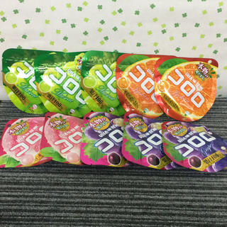ユーハミカクトウ(UHA味覚糖)の新品　コロロ　グミ　味覚糖　お菓子　おやつ　贅沢食感(菓子/デザート)