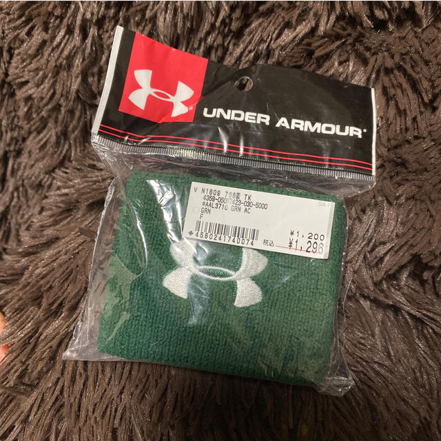 UNDER ARMOUR(アンダーアーマー)のアンダーアーマー　リストバンド スポーツ/アウトドアのトレーニング/エクササイズ(トレーニング用品)の商品写真