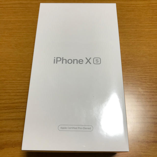 iPhone Xs  Gold  64GB  認定整備済品、新品