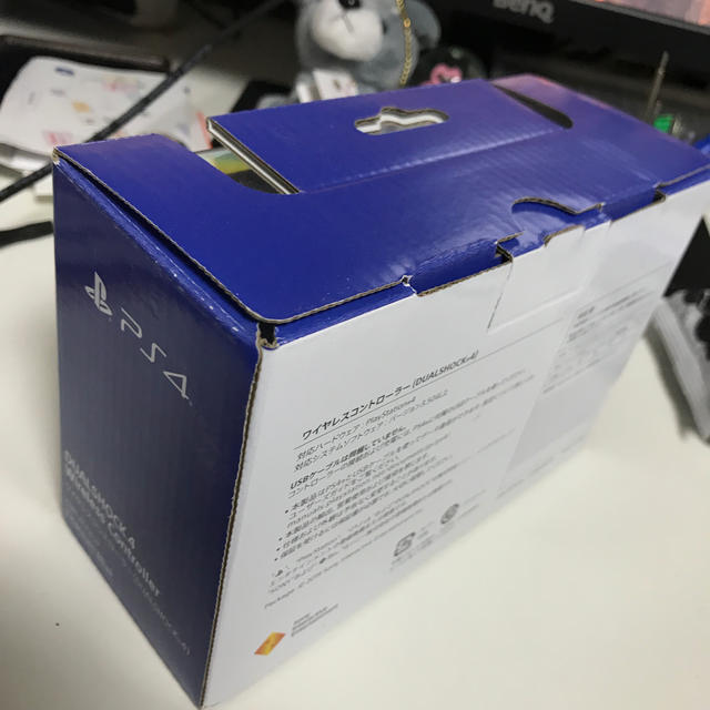 PS4 コントローラー　限定色 1