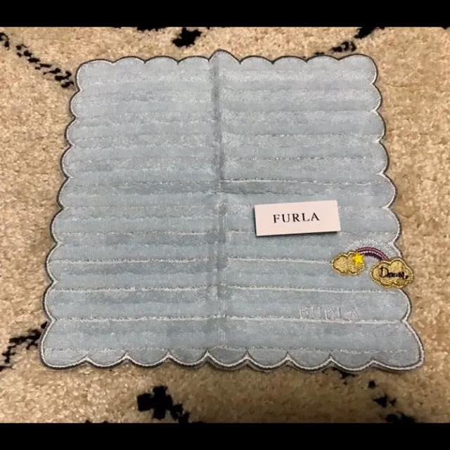 Furla(フルラ)の新品未使用【FURLA フルラ】タオルハンカチ レディースのファッション小物(ハンカチ)の商品写真