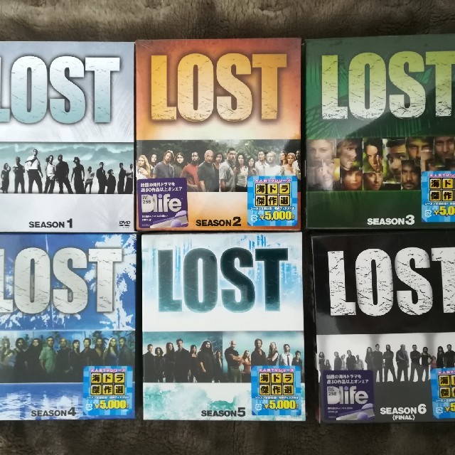 Disney(ディズニー)のLOST　シーズン1～6　コンパクトBOX DVD エンタメ/ホビーのDVD/ブルーレイ(TVドラマ)の商品写真