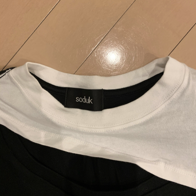 soduk   this  is  a hole t-shirt レディースのトップス(Tシャツ(半袖/袖なし))の商品写真
