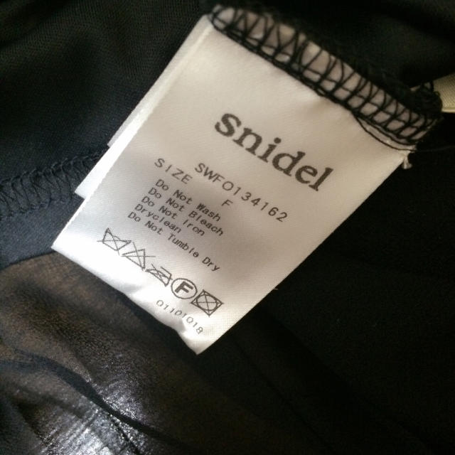 SNIDEL(スナイデル)のSnidel♡シフォンプリーツワンピ レディースのワンピース(ミニワンピース)の商品写真