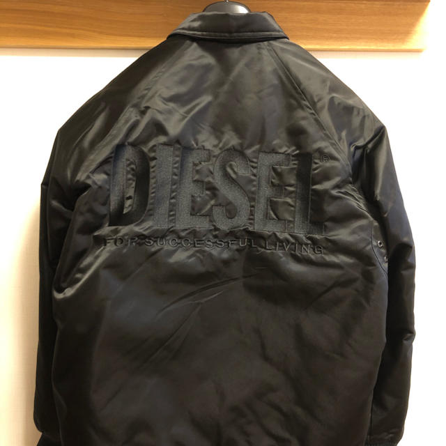 DIESEL(ディーゼル)のディーゼル　ナイロンコーチジャケット メンズのジャケット/アウター(ナイロンジャケット)の商品写真