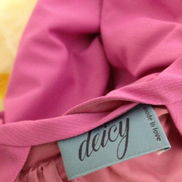 deicy(デイシー)のdeicyピンクワンピース レディースのワンピース(ミニワンピース)の商品写真