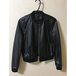 ザラ(ZARA)の【美品】ZARA☆レザージャケット(レザージャケット)