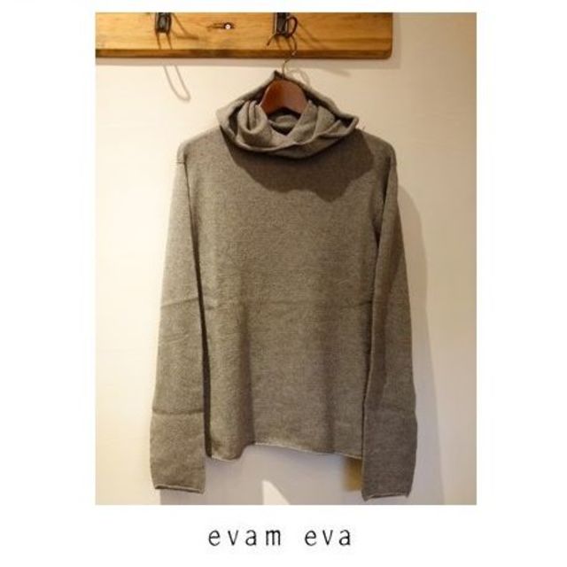 evam eva パーカー