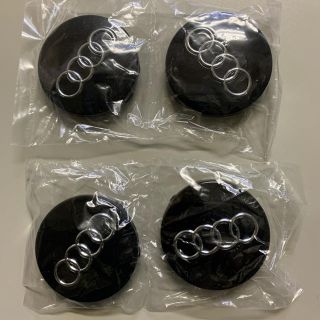 アウディ(AUDI)のアウディ　ホイールセンターキャップ(車種別パーツ)