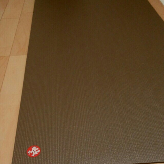 ※jamm14様専用 manduka matPRO マンドゥカ マットプロ  スポーツ/アウトドアのトレーニング/エクササイズ(ヨガ)の商品写真