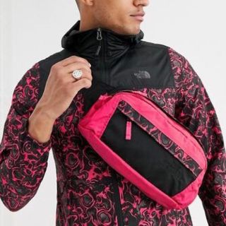 ザノースフェイス(THE NORTH FACE)の◆ ノースフェイス Rage ボディーバッグ ◆ (ボディーバッグ)