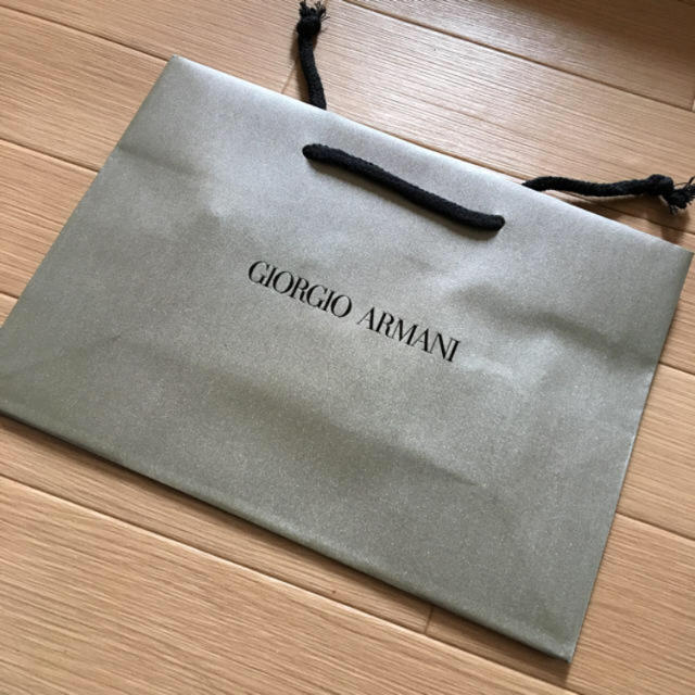 Giorgio Armani(ジョルジオアルマーニ)のジョルジオアルマーニ　紙袋 レディースのバッグ(ショップ袋)の商品写真