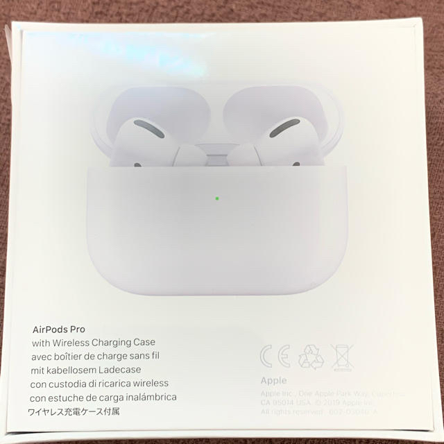 Apple(アップル)のアップル　Apple Air Pods Pro 新品　未使用　MWP22J/A スマホ/家電/カメラのオーディオ機器(ヘッドフォン/イヤフォン)の商品写真