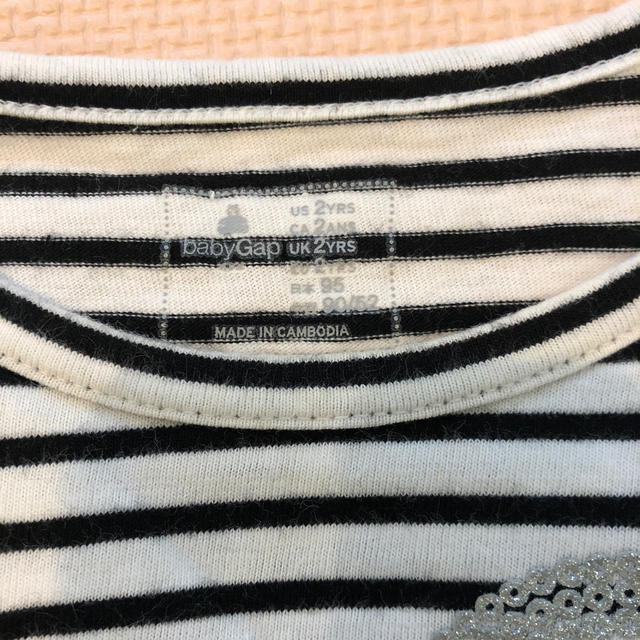 babyGAP(ベビーギャップ)のGAP 95 美品 キッズ/ベビー/マタニティのキッズ服女の子用(90cm~)(Tシャツ/カットソー)の商品写真