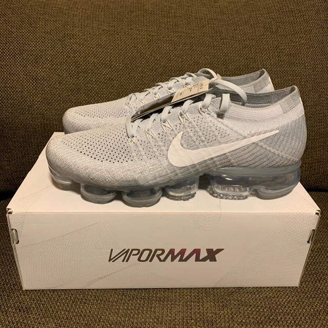 新品 NIKE AIR VAPORMAX FLYKNIT 28cm 初期カラー