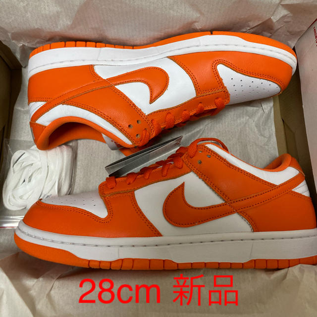 NIKE(ナイキ)のNIKE DUNK LOW SYRACUSE ORANGE 28cm 新品 メンズの靴/シューズ(スニーカー)の商品写真