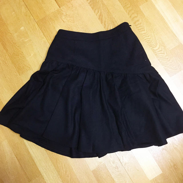 Yorkland(ヨークランド)のYorkland 黒スカート のだめ レディースのスカート(ひざ丈スカート)の商品写真