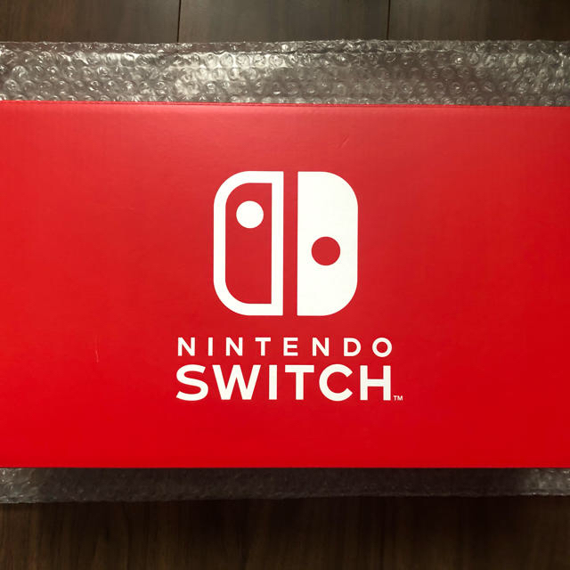 新モデル Nintendo Switch 本体 レッド/ネオンブルー 送料込み