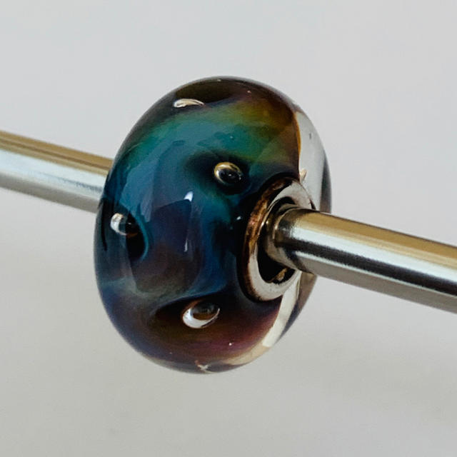 trollbeads トロールビーズ アズールバブルスの通販 by store｜ラクマ