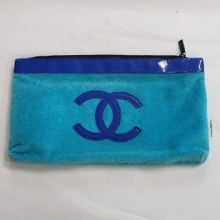 シャネル(CHANEL)のCHANELポーチ ノベルティ　希少美しいマリンブルー新古品(ポーチ)