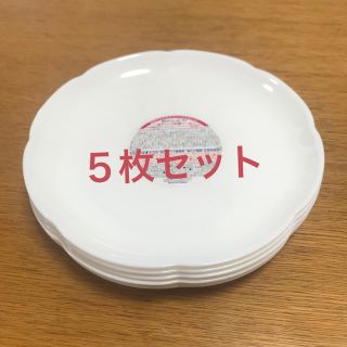 ヤマザキセイパン(山崎製パン)の【新品】お花型皿５枚（ヤマザキパン）(食器)