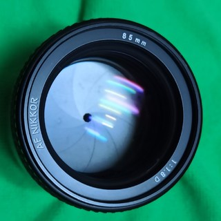 Nikon AF NIKKOR 85mm 1:1.8D (レンズ(ズーム))
