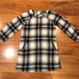 ベビーギャップ(babyGAP)のbabygap ブラックチェックワンピース 110cm(ワンピース)