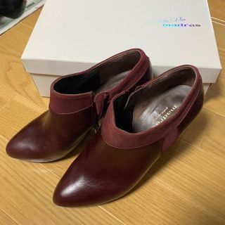 マドラス(madras)のmadras 22.5cm ブーティ　ヒール　箱付き(ブーツ)