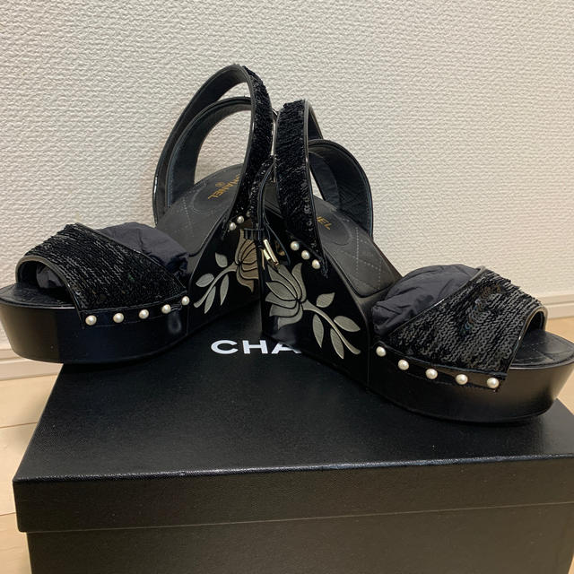 新作入荷得価】 CHANEL - CHANEL ウッドソールサンダルの通販 by M3 ...