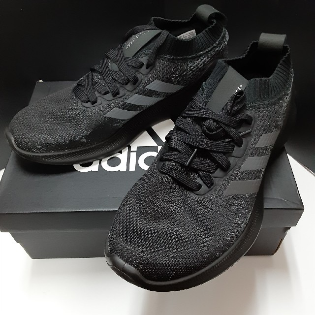 adidas(アディダス)の最値定価1万!新品!アディダス ピュアバウンス スニーカー 26 レディースの靴/シューズ(スニーカー)の商品写真