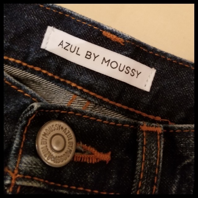 AZUL by moussy(アズールバイマウジー)の【まるこ様専用】美品　AZUL BY MOUSSY  デニムスカート　Sサイズ レディースのスカート(ひざ丈スカート)の商品写真